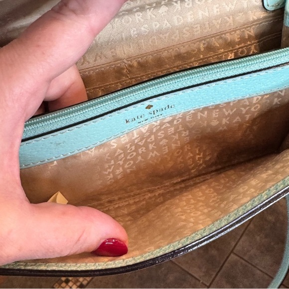 Kate Spade Wellesley Crossbody Bag EUC - Picture 11 of 15